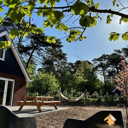 Foss Lodge - Luxe Boutique Boshuis Veluwe ヌンスペート エクステリア 写真