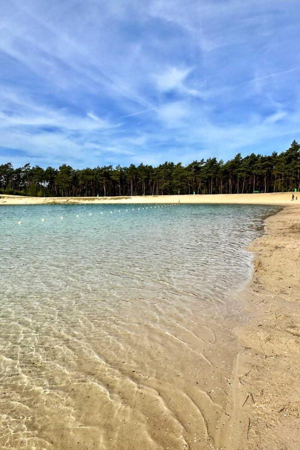 Foss Lodge - Luxe Boutique Boshuis Veluwe ヌンスペート エクステリア 写真