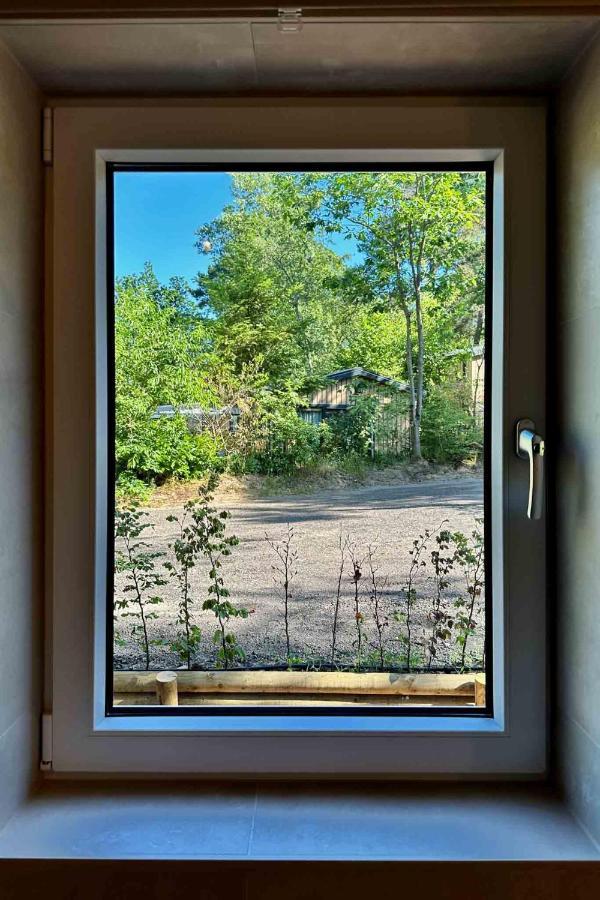 Foss Lodge - Luxe Boutique Boshuis Veluwe ヌンスペート エクステリア 写真
