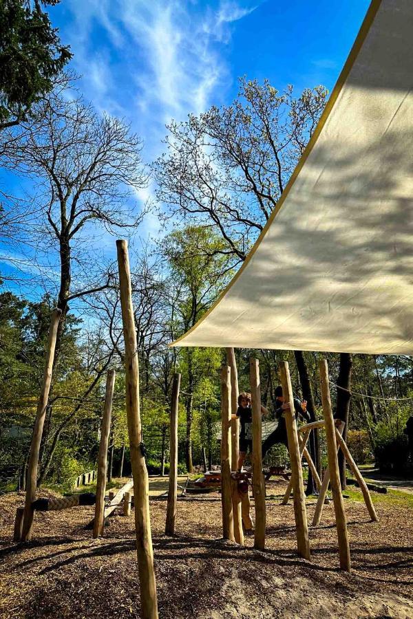 Foss Lodge - Luxe Boutique Boshuis Veluwe ヌンスペート エクステリア 写真