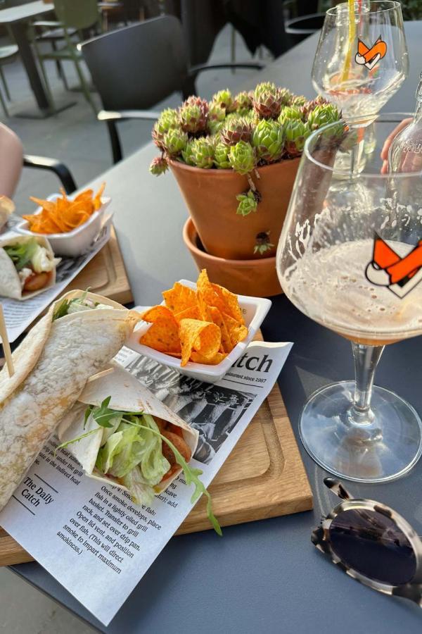 Foss Lodge - Luxe Boutique Boshuis Veluwe ヌンスペート エクステリア 写真