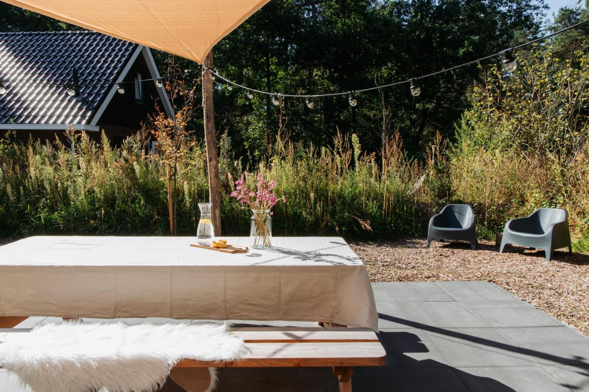 Foss Lodge - Luxe Boutique Boshuis Veluwe ヌンスペート エクステリア 写真